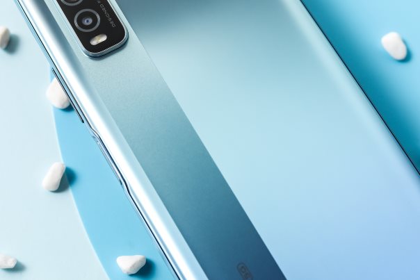 vivo Y70s迎來冷萃銀新配色，7月28日正式上市