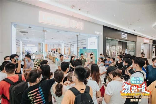 聯(lián)想來酷門店升級，三店智慧煥新齊亮相