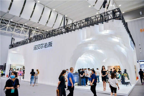 諾貝爾瓷磚攜最新巖板技術(shù)亮相潭洲陶瓷展會(huì)