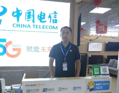 伊犁山腳下的零售云門店：用服務(wù)守護(hù)每一位消費者