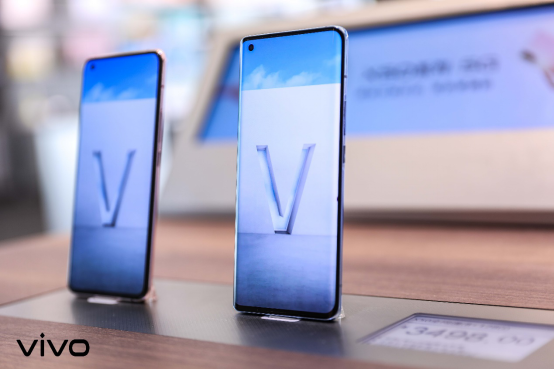 Canalys：vivo二季度穩(wěn)居中國市場第二，環(huán)比增長23%