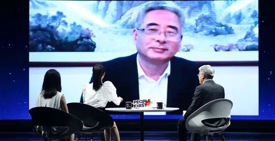 抗洪救災(zāi)中的主播力量，薇婭接連向安徽、江西一線捐贈超300萬