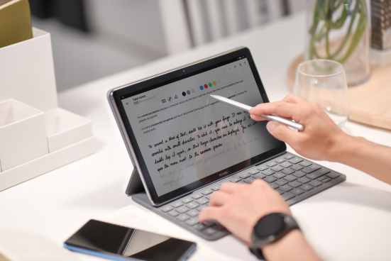 華為平板MatePad 10.8：一個(gè)“了不起”的智慧學(xué)習(xí)、輕辦公伴侶