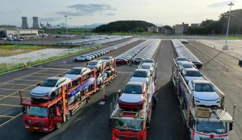 ?小鵬汽車預(yù)計(jì)8月在美上市 何小鵬持股31.6%為最大股東