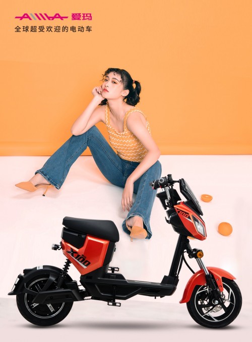 愛瑪新品驚呆全行業(yè)：不用考駕照就能騎上街的長里程電動車！
