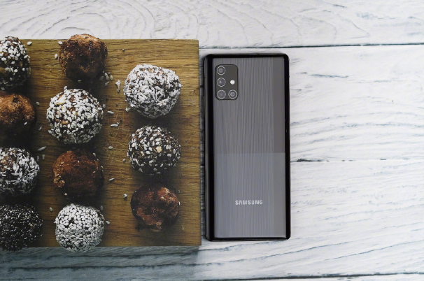 Z世代獨樹一幟，精致系手機還要選三星Galaxy A71 5G
