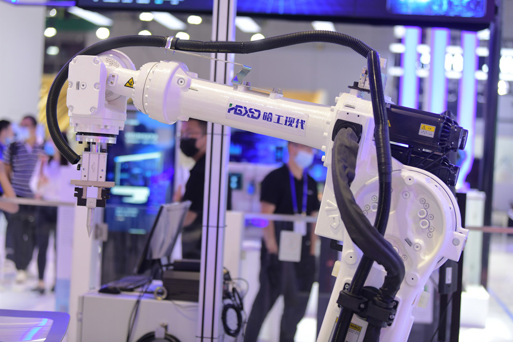 2020工博會丨“三新”閃耀，哈工智能打造“AI+ROBOT”生態(tài)圈