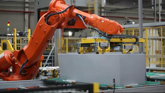 世界頂級工廠“華山論劍”：全球4家，這家企業(yè)代表中國！