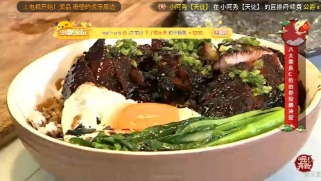 小群饞到舔盤子，柒老師，你做的水餃?zhǔn)怯卸嗪贸?/></p><p align=
