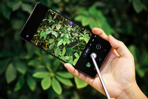 同受疫情沖擊，三星Galaxy Note20系列為何如期刷新5G旗艦標(biāo)桿？