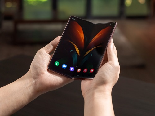 三星Galaxy Z Fold2 5G獲泰爾實驗室首個“折疊屏體驗五星產(chǎn)品”證書