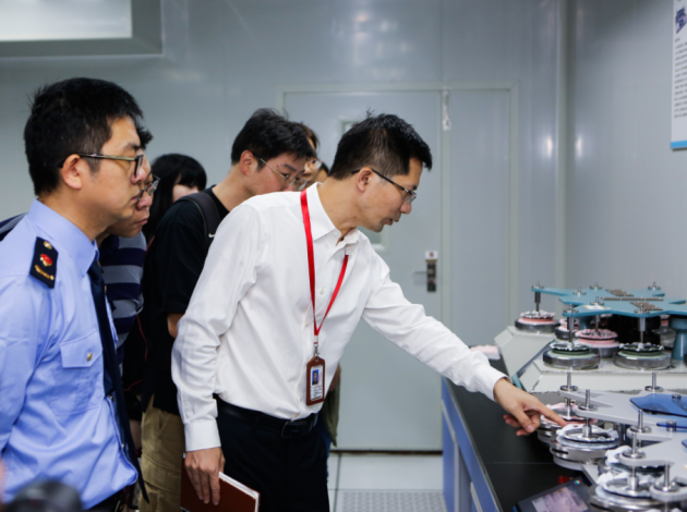 水星家紡召開“企業(yè)質(zhì)量開放日”活動(dòng)，樹立奉賢企業(yè)標(biāo)桿