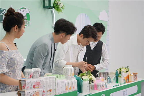 王凱同款暢輕1小時送達，京東到家“超級粉絲日”助伊利低溫銷量破紀錄