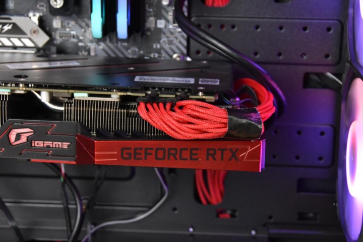 AMD YES！雷神911黑武士 Ryzen 評(píng)測