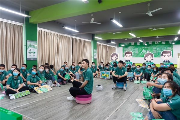從行業(yè)新人進(jìn)階顧問(wèn)型經(jīng)紀(jì)人 北京鏈家A計(jì)劃助力新人蛻變成長(zhǎng)