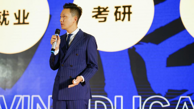 鴻文教育一展品牌硬實(shí)力！校招宣講會超500人