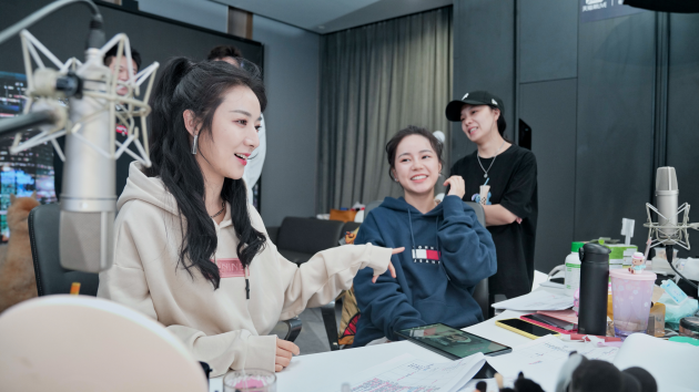 勝負(fù)已分？薇婭雙十一預(yù)售首日GMV53.2億元，超李佳琦14.5個(gè)億