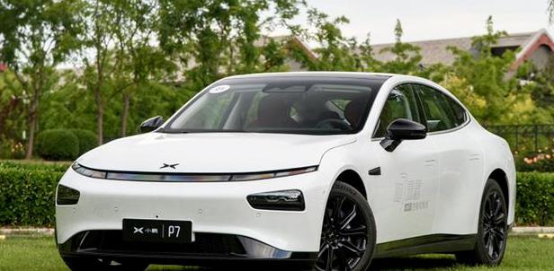 小鵬汽車(chē)P7超長(zhǎng)續(xù)航版打得過(guò)比亞迪漢嗎？雙方在實(shí)戰(zhàn)中一決高下