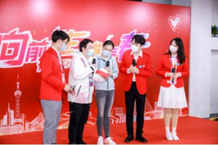 李佳琦雙十一助力進(jìn)博會(huì)，為“小葉子”打氣!