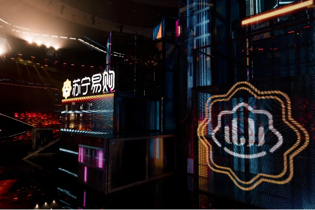 今晚7點半北京衛(wèi)視蘇寧超級秀，高能預警！