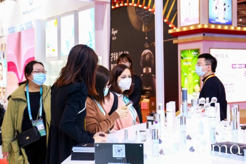 法國ioma參加第三屆進博會，科技護膚賦能新趨勢