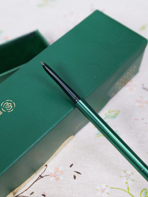 草木之心怎么樣？神仙彩妝系列春山云鳳釵眉筆全新首發(fā)