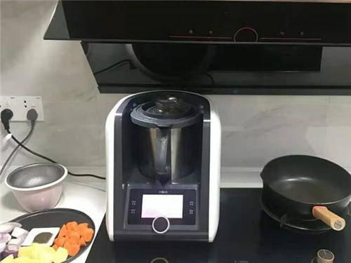 米博多功能烹飪機(jī)：遠(yuǎn)離油煙，寶媽享受生活的廚房“神器“