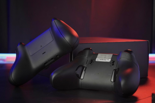 北通阿修羅3整體做工驚艷，甚至比對xbox Series 手柄更好