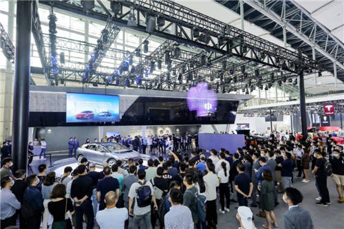 高合HiPhi X亮相廣州車展！高合汽車與特斯拉再度碰面！