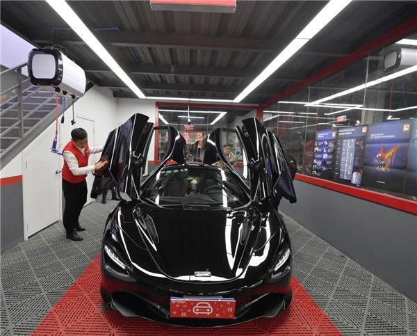 上頭！汽車(chē)超人這家店成為杭州潮人養(yǎng)車(chē)目的地