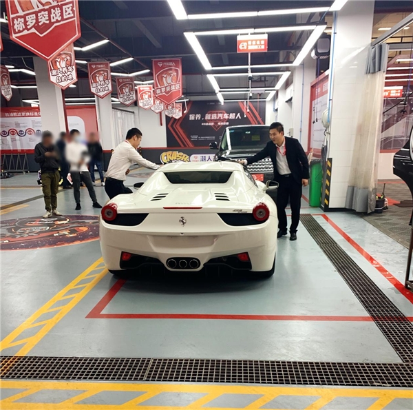 上頭！汽車(chē)超人這家店成為杭州潮人養(yǎng)車(chē)目的地