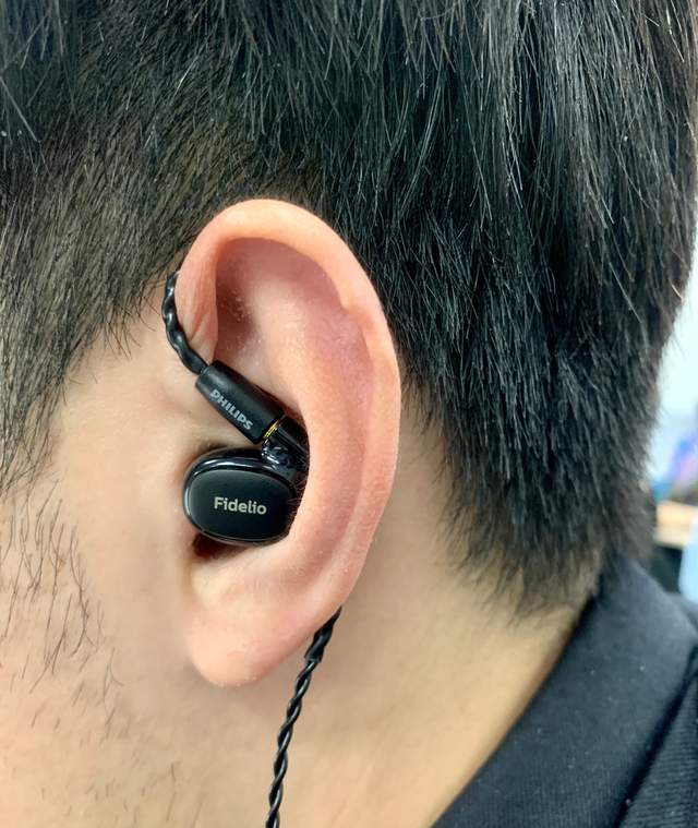 魅惑低音按摩你的耳朵，飛利浦S301HIFI圈鐵耳機評測