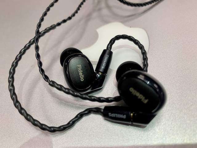 魅惑低音按摩你的耳朵，飛利浦S301HIFI圈鐵耳機評測