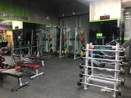 面積280㎡，月入60W，光豬圈5年老店業(yè)績再創(chuàng)新高