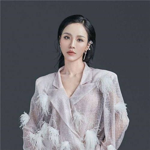 單場抖音直播GMV破千萬，“皮草女王”懶貓nono帶貨秘籍大公開