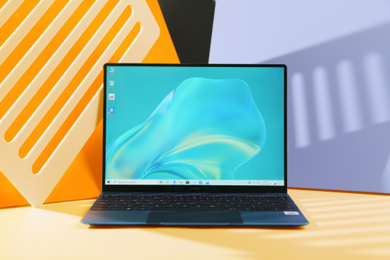 圣誕送禮攻略：華為MateBook X，一份時髦又有溫度的圣誕禮物