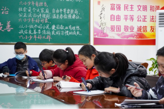 訊飛掃描詞典筆走進(jìn)合肥市六安路小學(xué)，用科技賦能教育