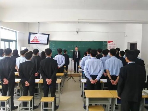 八維教育——高中畢業(yè)生學習熱門IT技術的不二之選