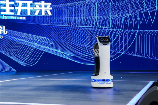 普渡機器人助力2020全球5G應用大賽