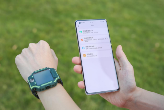 為兒童社交安全盡心盡責(zé)，小天才電話手表體現(xiàn)大廠擔當