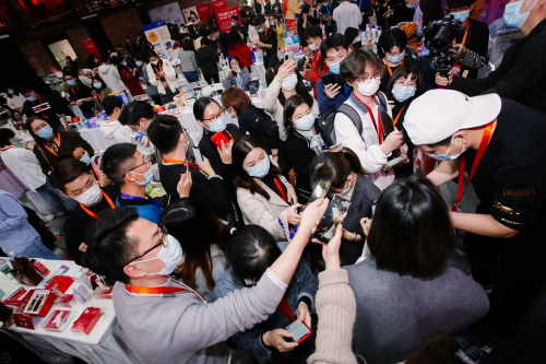 抖音電商“抖link選品會“空降廣州，雙線打造全新年貨節(jié)生態(tài)