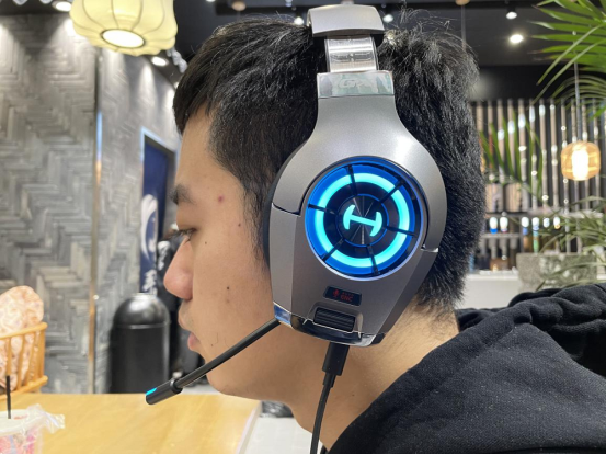 漫步者GX先鋒級(jí)電競游戲耳機(jī)評測：音畫同步+聽聲辨位 一路超神不是夢
