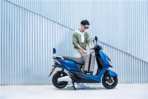 電動車什么牌子好一點？“一步到位“可以考慮雅迪冠能T5