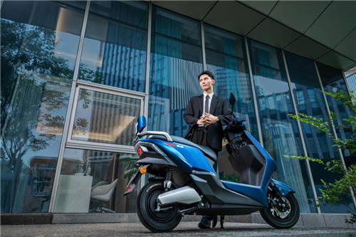 電動車什么牌子好一點？“一步到位“可以考慮雅迪冠能T5