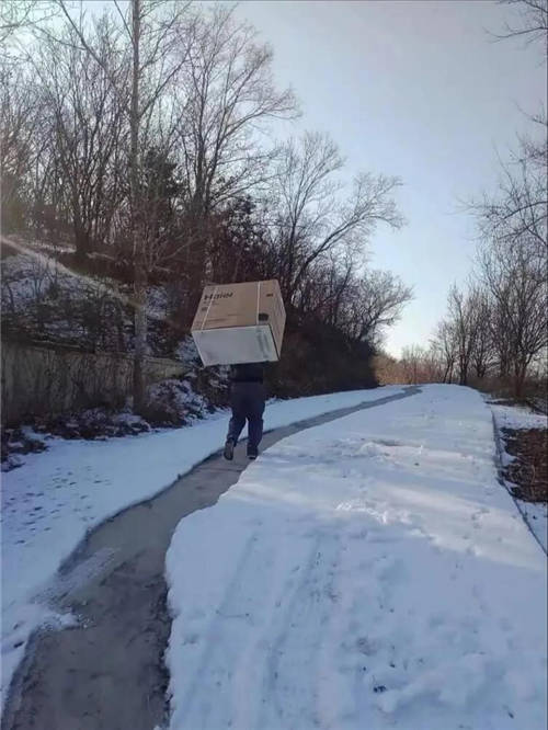 別人都在朋友圈曬雪景，海爾用戶卻曬服務溫暖