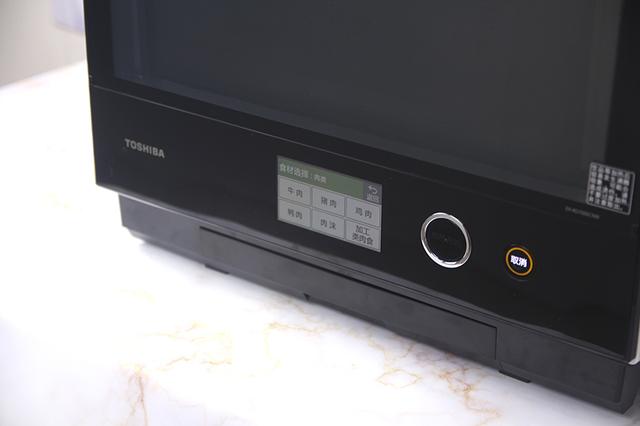 東芝微蒸烤一體機ER-RD7000CNW，全能料理的嘗鮮體驗