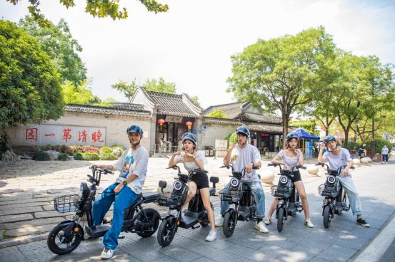 愛瑪霸榜2020電動車品牌排行，豪華鋰電車功不可沒！