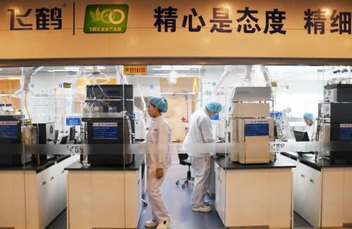 12年浴火重生，國產(chǎn)奶粉重構(gòu)市場格局