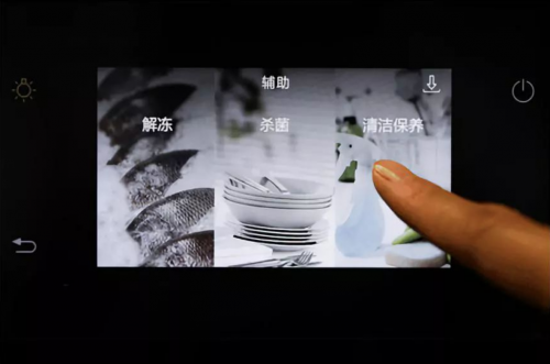王牌PK評(píng)測(cè)：年夜飯、日常餐樣樣精通！蒸烤一體機(jī)為什么讓人欲罷不能？