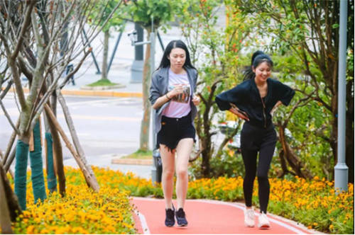春節(jié)跑丹寨馬拉松，還能體驗苗族過大年，太快活啦！